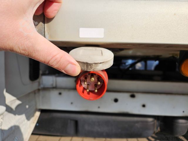 Kühltransporter MERCEDES-BENZ Sprinter 313 CDI -32°C 230V THERMO KING 1.HAND