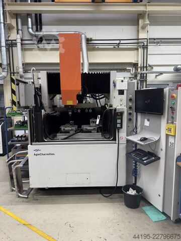 Die-sinking edm GF AgieCharmilles Spirit 4