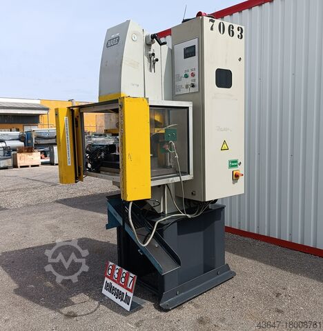 Hydraulic press, Pressing machine  