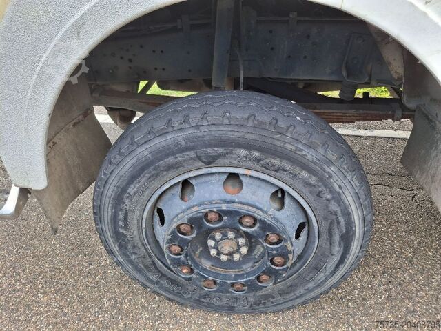 Fire engine MERCEDES-BENZ 1017