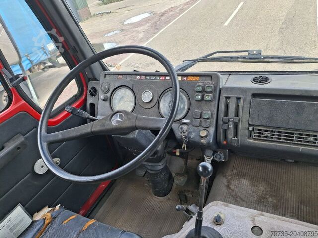 Fire engine MERCEDES-BENZ 1017