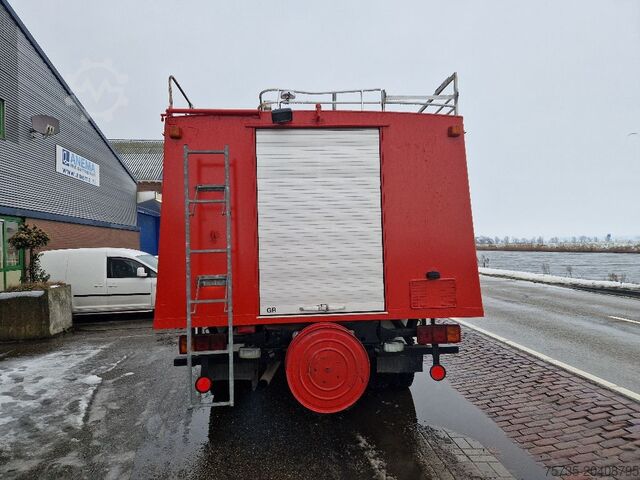 Fire engine MERCEDES-BENZ 1017