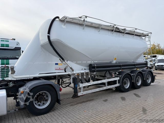 Silo semitrailer KÄSSBOHRER Zementsilo 35 m³/3- Achsen/BPW Achsen