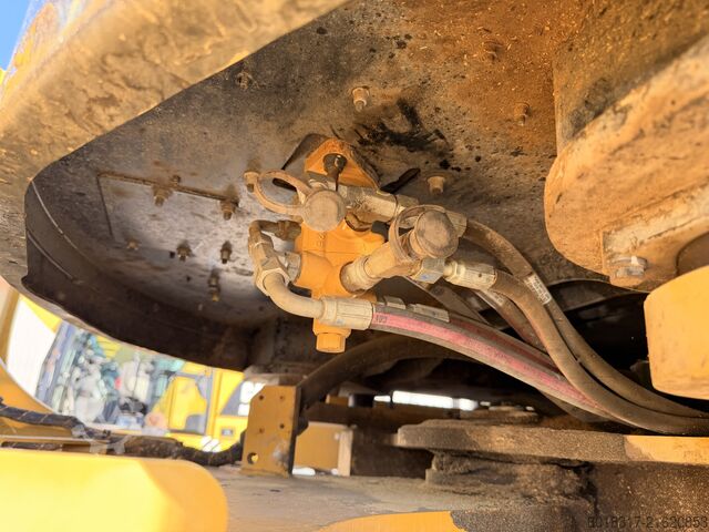 Radlader Caterpillar 972M