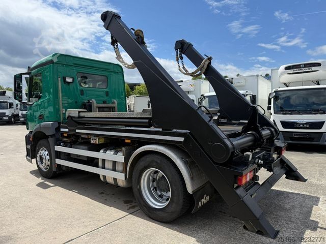 Skip truck MERCEDES-BENZ ANTOS 1840 L Absetzkipper HYVA*Teleskop*FUNK