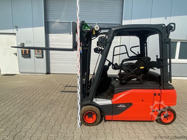  Linde E20PL-02 + Ladegerät 3516 --EK