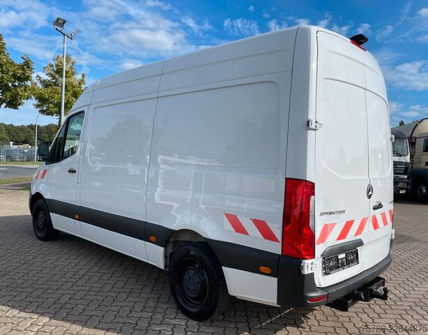 High top van MERCEDES-BENZ Sprinter 316 CDI L2H2/ Autom./ AC/ Navi/ AHK 3.5