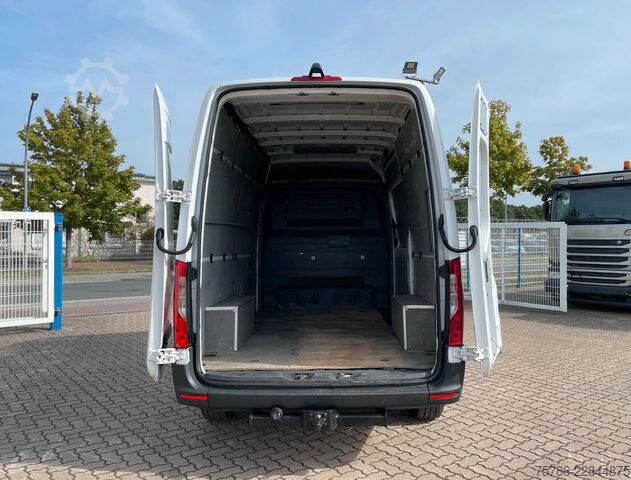 High top van MERCEDES-BENZ Sprinter 316 CDI L2H2/ Autom./ AC/ Navi/ AHK 3.5