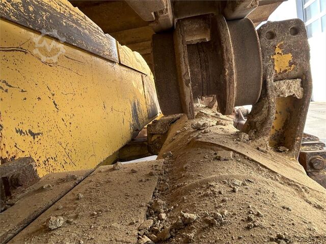 Komatsu D65EX-18E0 Komatsu D65EX-18E0