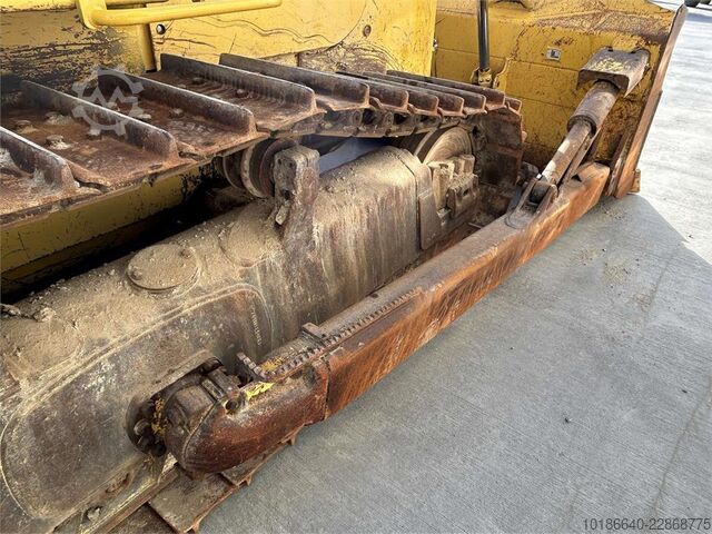 Komatsu D65EX-18E0 Komatsu D65EX-18E0