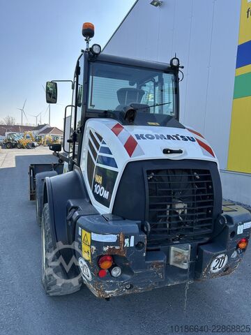 Komatsu WA100M-8 Komatsu WA100M-8