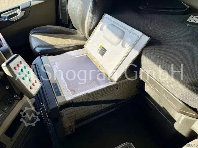 Standard-SZM Volvo FH 540 Holz Kran Palfinger S270L83/Komplettzug