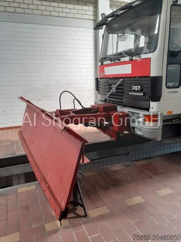 Portal arm system Volvo F S 7/Voll Blatt /Schaltgetriebe/82000tkm