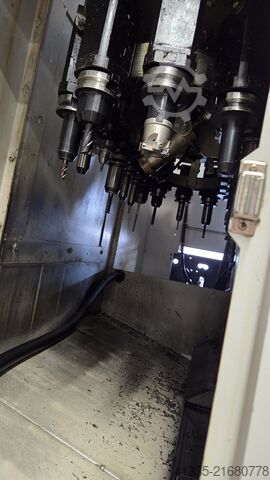 Vertikales Bearbeitungszentrum OKUMA MB-46 VAE A-Achse
