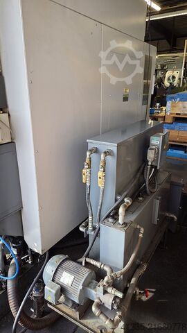 Vertikales Bearbeitungszentrum OKUMA MB-46 VAE A-Achse