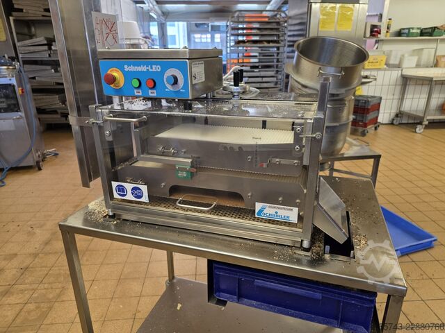 Slicer for hamburger buns Schneid-LEO 