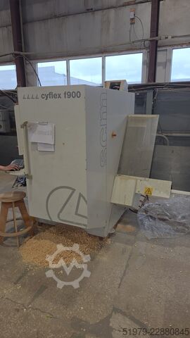 Vertical CNC machine SCM Cyflex F900