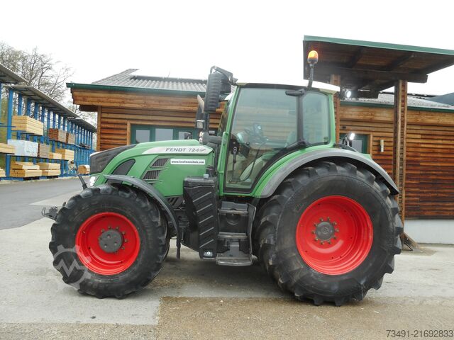 Traktor Fendt 724 Vario 50km/h