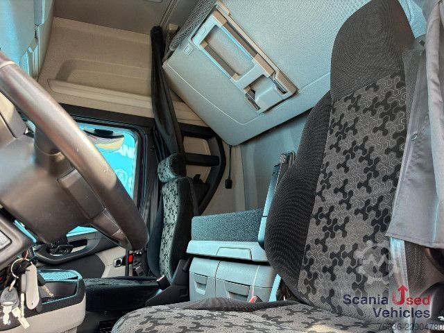 Standard SZM Scania R 460 A4x2NA PTO P-AIRCO S2 RETARDER VECTO 3