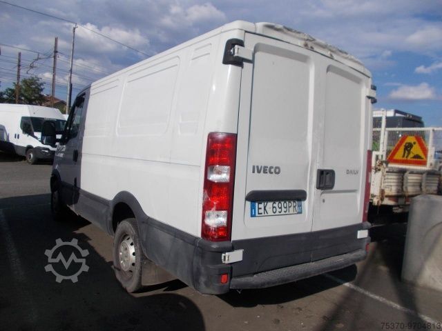 Panel van IVECO DAILY 35S13