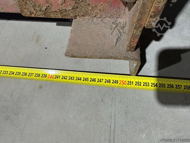 Compensation support sonstige Ausgleichsbock für gekröpften Tieflader