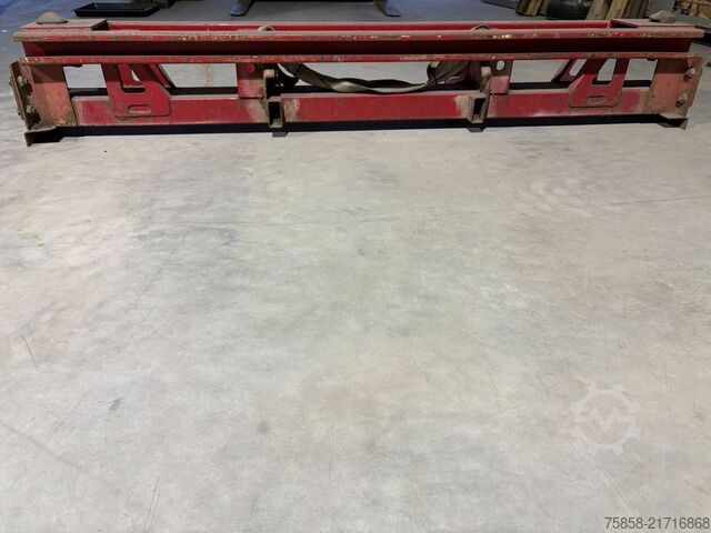 Low loader semitrailer sonstige Ausgleichsbock für gekröpften Tieflader