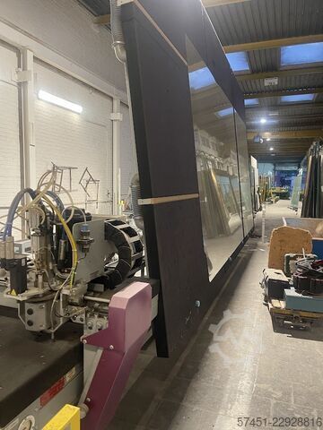 Tiltable glass cutting machine LISEC BSV 60-33 S