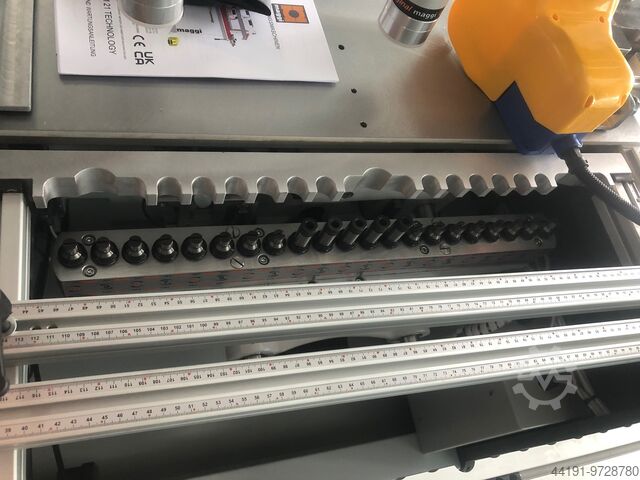 Dowel boring machine Maggi 21 Technology