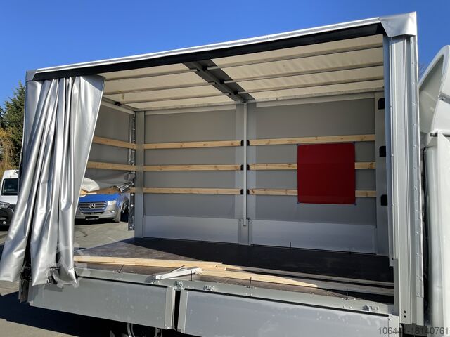 Transporter with flatbed & tarpaulin RENAULT Master Pritsche Plane Schiebeplane