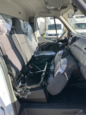 Transporter with flatbed & tarpaulin RENAULT Master Pritsche Plane Schiebeplane