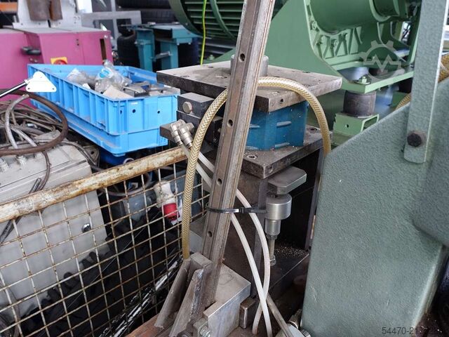 Pneumatische Presse SCHÜCO 290124 II