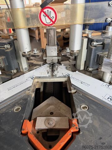 Eckverbindungspresse Alu Fenster Bau elumatec EP 124