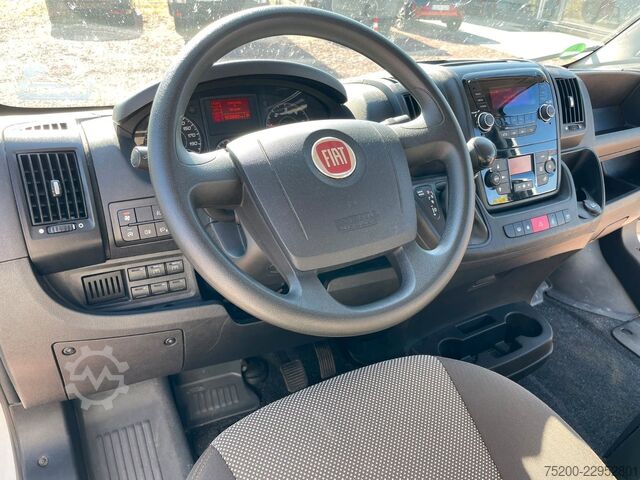 Minibus FIAT Ducato Shuttle 35 180 L4H2 / 9-Sitzer/Klima/Kam
