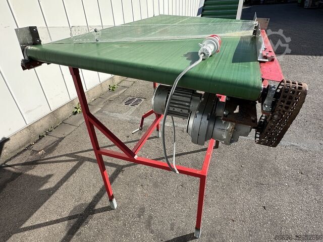 Conveyor 155 x 80 with adjustable angle  