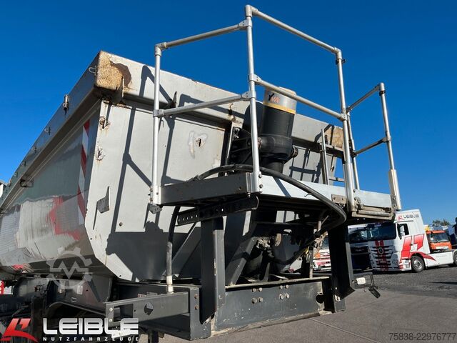 Tipper semitrailer SCHMITZ CARGOBULL SKI 18-7,2 Stahlmulde*24m³*SAF*Liftachse*