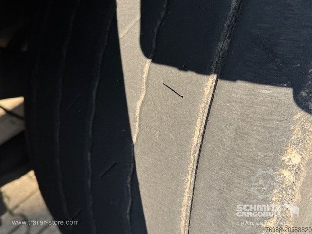 Auflieger mit Pritsche & Plane Schmitz Cargobull Curtainsider Mega