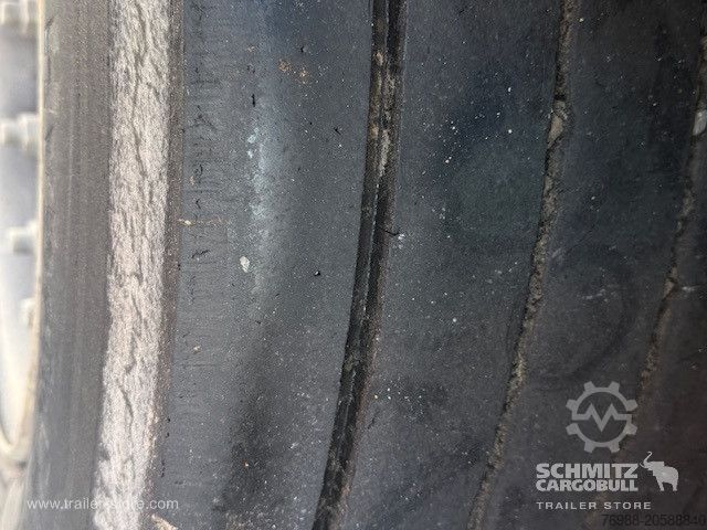 Auflieger mit Pritsche & Plane Schmitz Cargobull Curtainsider Mega