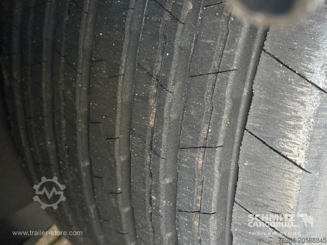 Auflieger mit Pritsche & Plane Schmitz Cargobull Curtainsider Mega