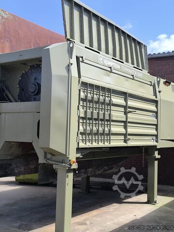 Holzzerkleinerer KOMPTECH TERMINATOR 5000 E