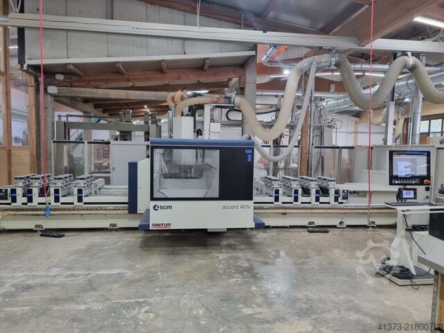 CNC processing centre windows & doors SCM Accord 40 FX mit Werkzeugen
