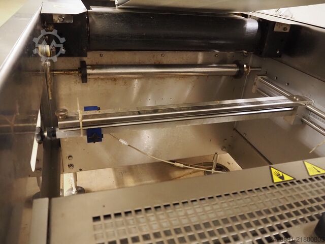 Thermoforming type packaging machine CFS 620