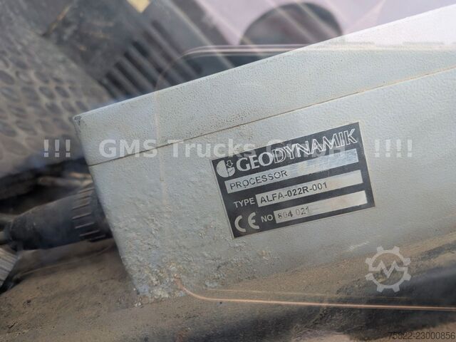 Single drum roller AMMANN AC 110 CE / Erdbau Walze / NUR2500h / 11ton