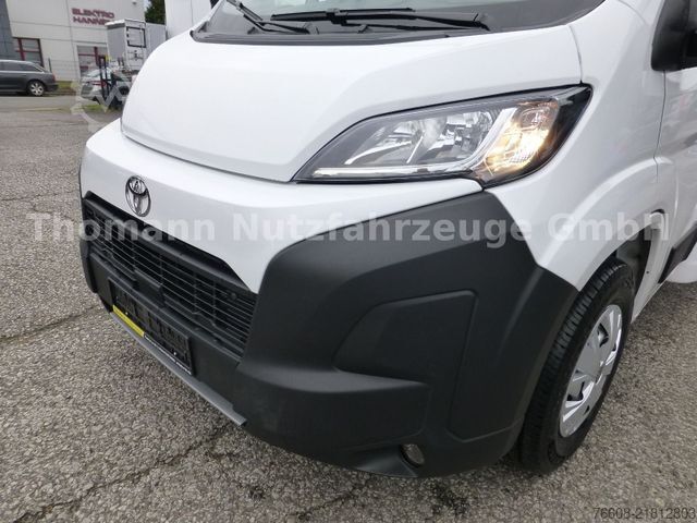 Transporter mit Koffer TOYOTA PROACE MAX Koffer LBW Aut. Navi