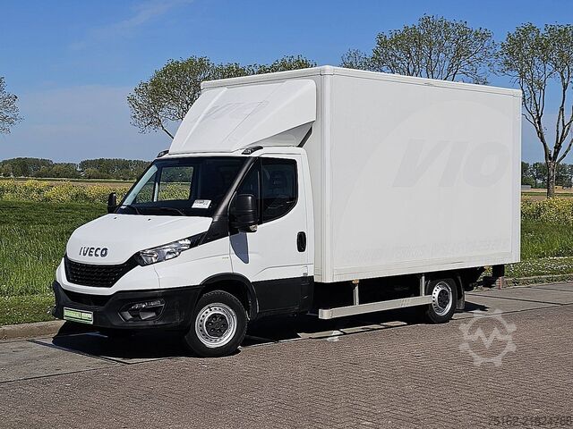 Suitcase IVECO DAILY 35S12 Bakwagen Laadklep!