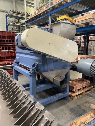 Centrifugal dryer/ dry cleaner HERBOLD T800