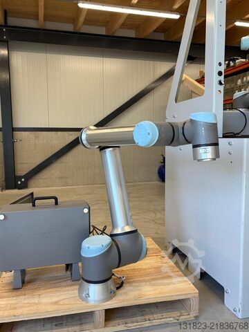 Industrial robot Universal Robots UR10e