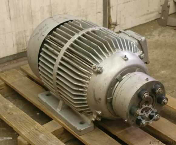 Electric motor 30 kW 2955 Rpm BBC QUX200L2AF