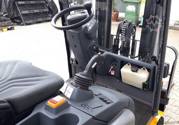 3-Rad-Gabelstapler Jungheinrich EFG 115