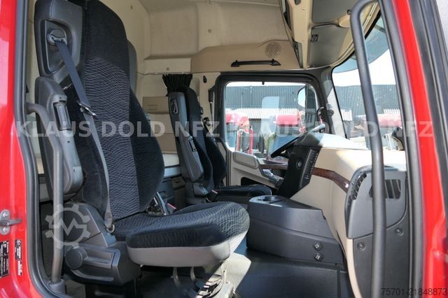 Box truck MERCEDES-BENZ Actros 1842 Koffer Vollluft LBW Euro 6