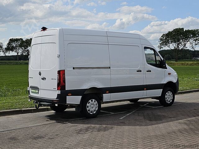 High-roof van MERCEDES-BENZ SPRINTER 316 CDI 4X4 AUT. L2H2